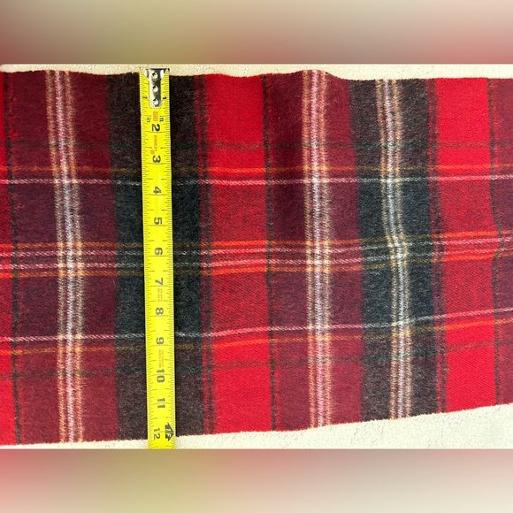 DAKS London Wool Cashmere Blend Scarf Vintage Plaid Red Holiday Christmas - Picture 2 of 6